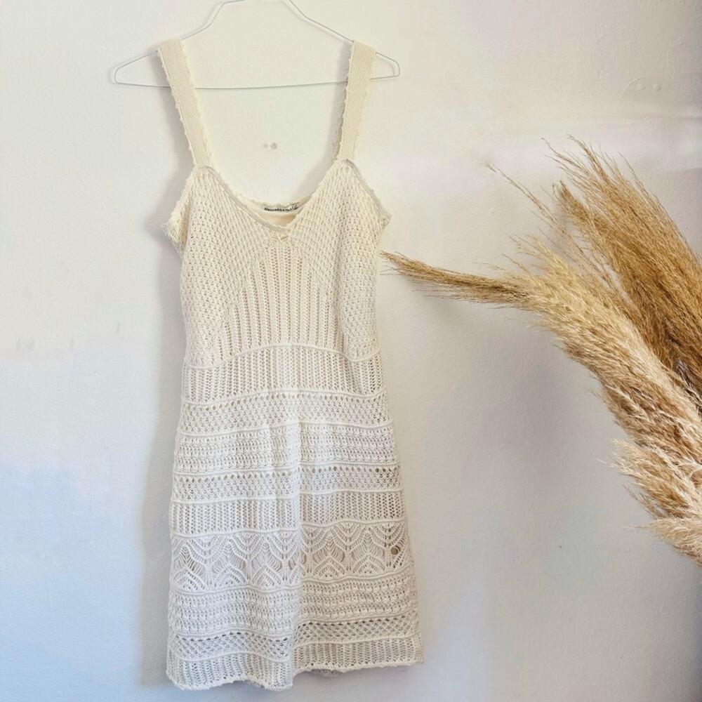 NEW ABERCROMBIE White Crochet Lace Cutout Tank Top Lace Mini Sweater Dress L - Picture 6 of 16